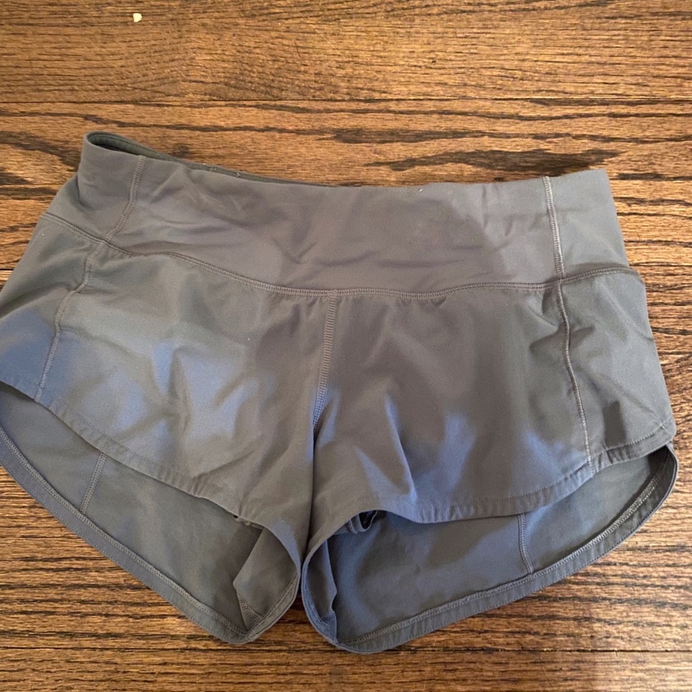 LULULEMON SPEED UP SHORTS